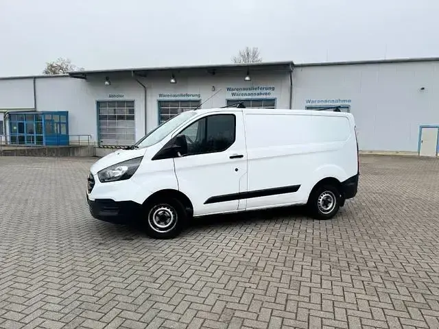 Gebraucht Ford Transit Custom 104 PS (76 kW) 2018 Weiss Van