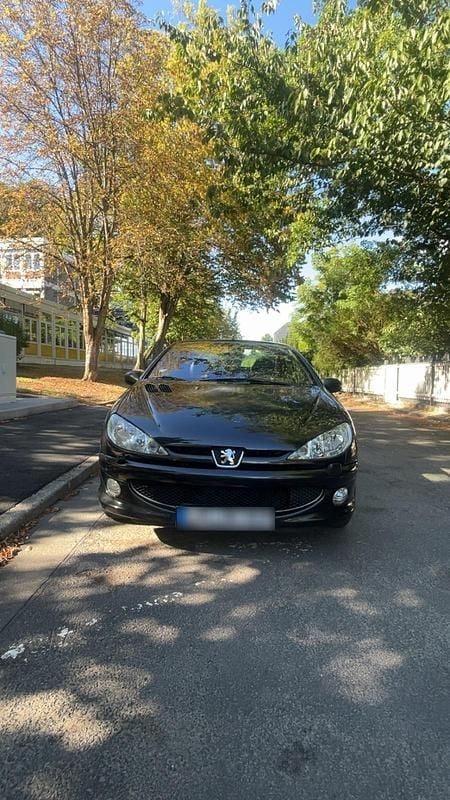 Gebraucht Peugeot 206 CC 110 PS (80 kW) 2004 Schwarz Cabrio