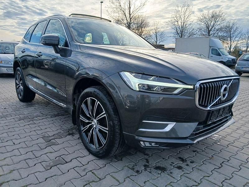 Grau Gebraucht 2018 Volvo XC60 Inscription SUV | 23.999 € (Guter Preis) - Bild 1/4