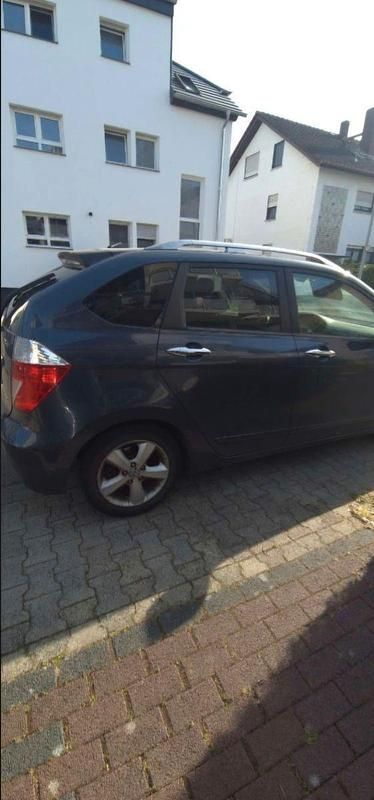 Blau Gebraucht 2006 Honda FR-V Executive Van / Kleinbus | 1.850 € (Fairer Preis) - Bild 1/4