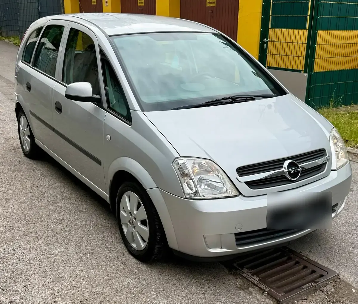 Gebraucht Opel Astra 105 PS (77 kW) 2003 Silber Kleinwagen