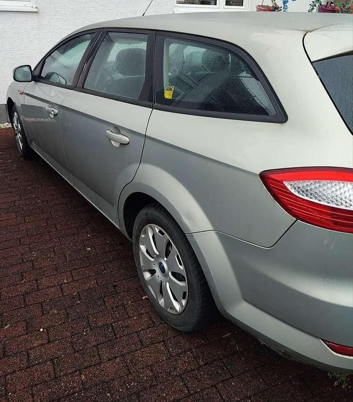 Gebraucht Ford Mondeo Trend 110 PS (80 kW) 2009 Kombi