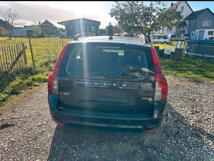 Gebraucht Volvo V50 2010 Schwarz Kombi