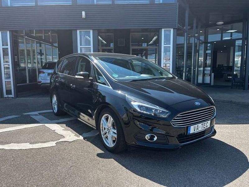 Gebraucht Ford S-MAX S 239 PS (175 kW) 2017 Schwarz Van / Kleinbus