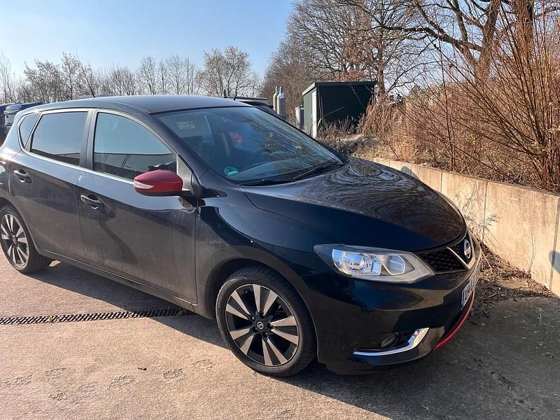 Gebraucht Nissan Pulsar 115 PS (84 kW) 2015 Schwarz Kleinwagen
