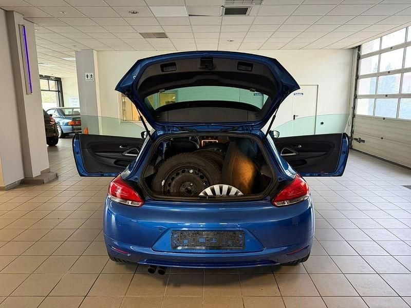 Gebraucht VW Scirocco Sport 160 PS (117 kW) 2009 Blau Coupé
