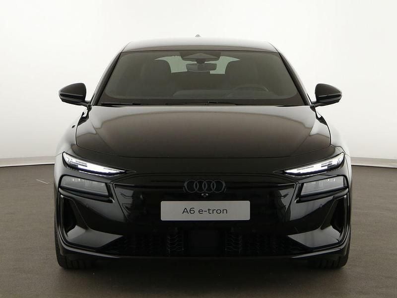 Neu Audi A6 e-tron S-Line 269 kW (367 PS) 2026 Schwarz Kombi