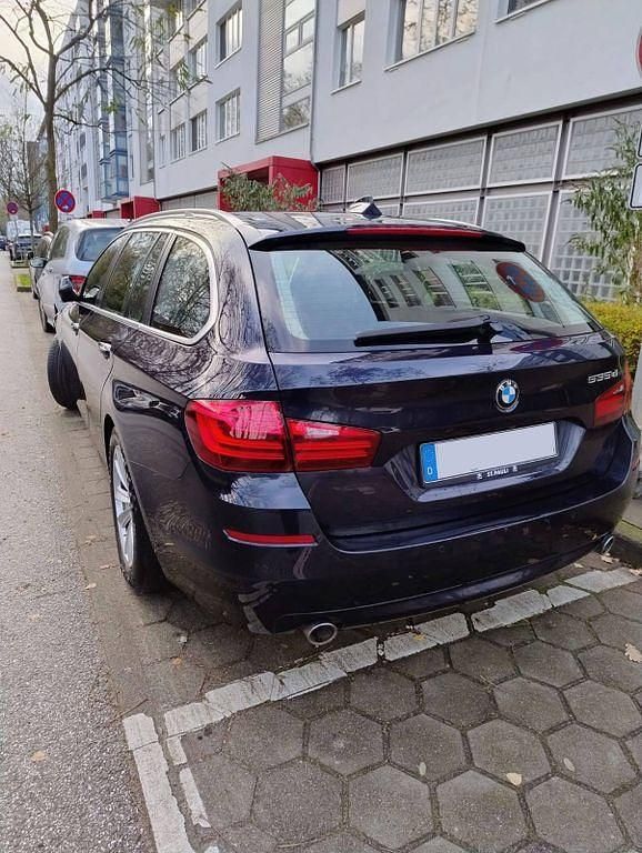 Gebraucht BMW 535 Luxury Line 313 PS (230 kW) 2015 Blau Kombi