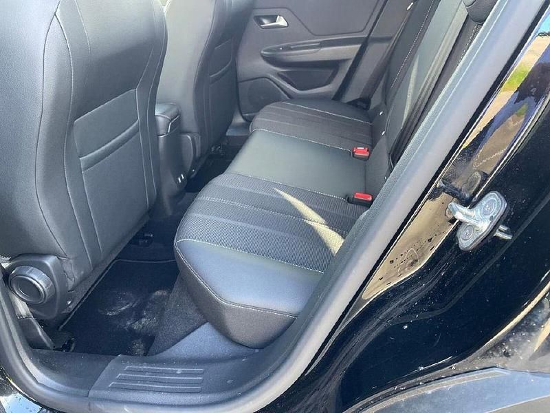 Gebraucht Opel Mokka-e Elegance 100 kW (136 PS) 2022 Diamant schwarz/karbon schwarz SUV