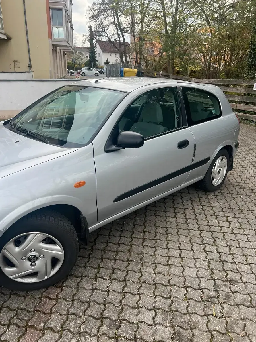 Gebraucht Nissan Almera 90 PS (66 kW) 2002 Grau Limousine