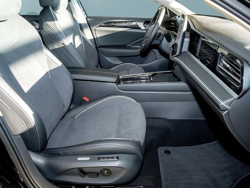 Gebraucht VW Passat 150 PS (110 kW) 2026 Schwarz Kombi