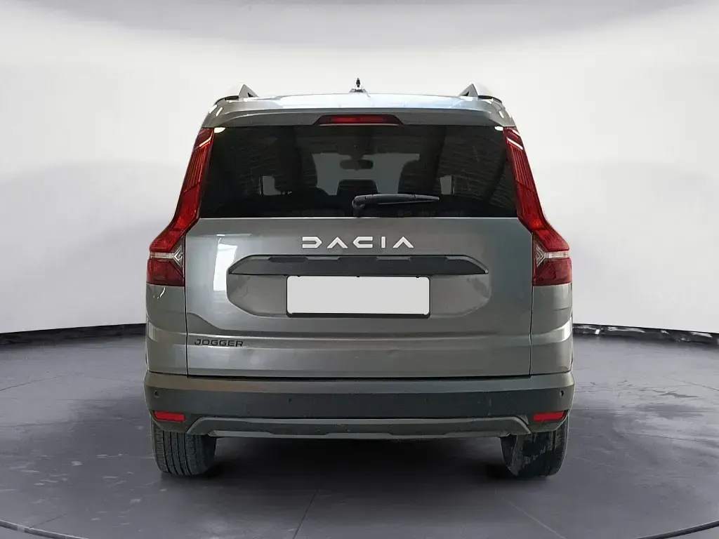 Gebraucht Dacia Jogger Expression 111 PS (81 kW) 2024 Grau (gris schiste) Van / Kleinbus