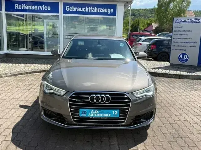 Gebraucht Audi A6 Comfort 218 PS (160 kW) 2015 Braun Limousine