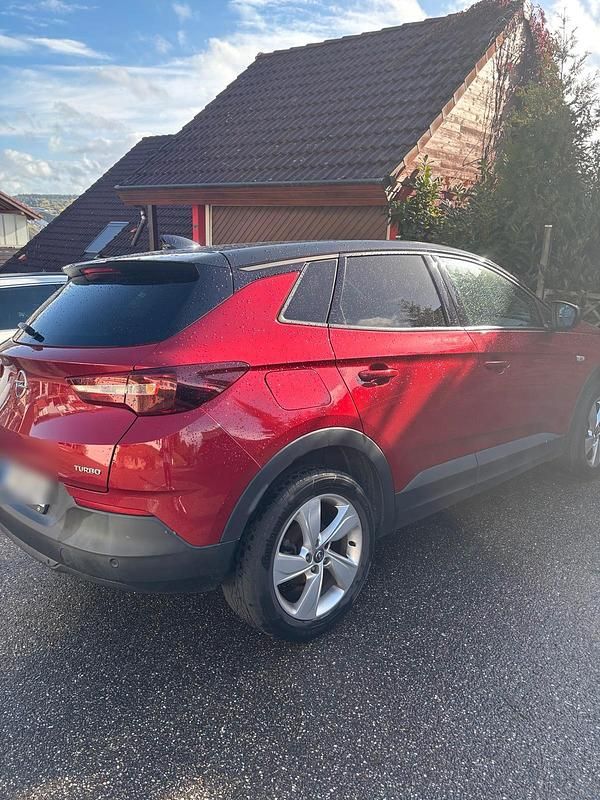 Rot Gebraucht 2018 Opel Grandland X SUV | 10.500 € (Fairer Preis) - Bild 1/4