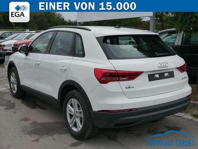 Gebraucht Audi Q3 Ambiente 150 PS (110 kW) 2019 Weiß SUV