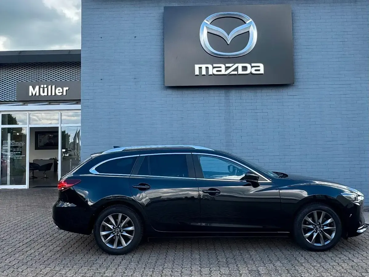 Gebraucht Mazda 6 Exclusive-Line 145 PS (106 kW) 2021 Schwarz Kombi
