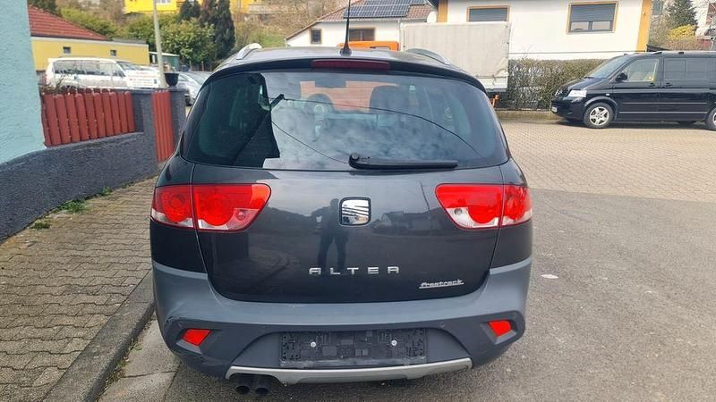 Gebraucht Seat Altea XL 105 PS (77 kW) 2011 Grau Van / Kleinbus