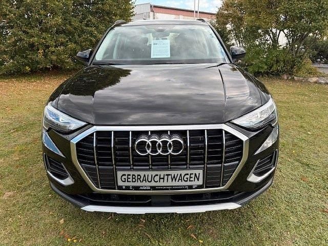 Neu Audi Q3 Advanced 150 PS (110 kW) 2025 Schwarz SUV