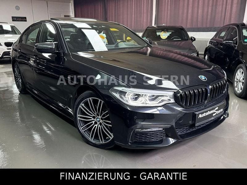 Schwarz Gebraucht 2018 BMW 520 M Sport Limousine | 34.700 € - Bild 1/4