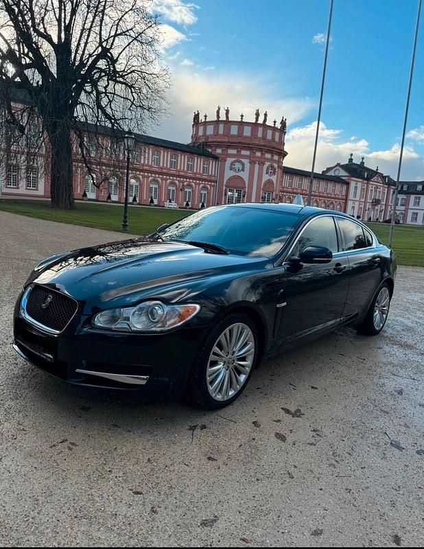 Schwarz Gebraucht 2010 Jaguar XF Limousine | 5.300 € (Guter Preis) - Bild 1/4