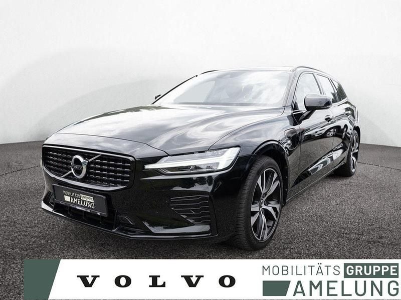 Schwarz Gebraucht 2021 Volvo V60 R-Design Kombi | 30.890 € (Guter Preis) - Bild 1/4