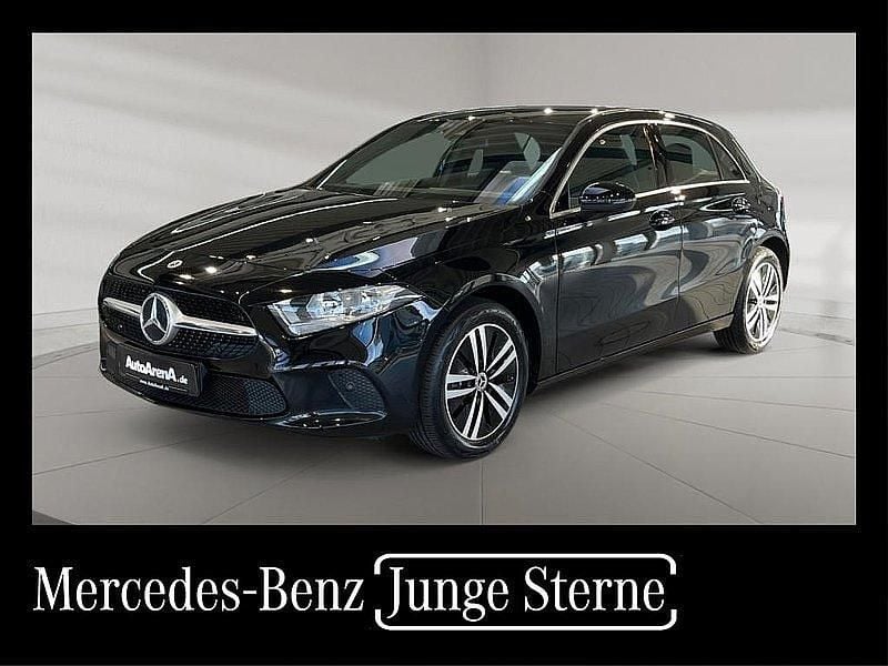 Unilack nachtschwarz Gebraucht 2021 Mercedes A250 Progressive Limousine | 21.890 € (Superpreis) - Bild 1/4