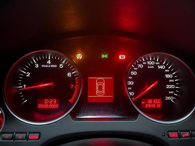 Gebraucht Audi A4 Cabriolet 160 PS (117 kW) 2002 Blau Cabrio