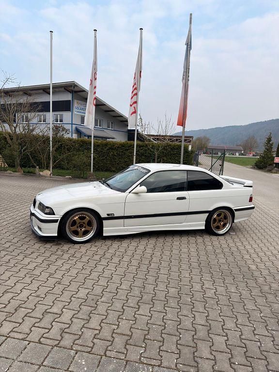 Second-hand BMW 328 Performance 193 CP (141 kW) 1996 Alb Coupe