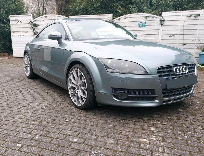 Grau Gebraucht 2006 Audi TT Design Coupé | 9.499 € (Guter Preis) - Bild 1/4