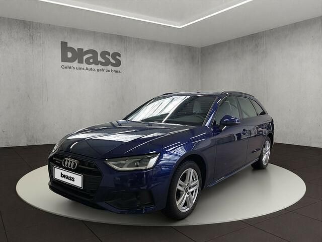 Gebraucht Audi A4 Advanced Plus 204 PS (150 kW) 2023 Navarrablau metallic Kombi