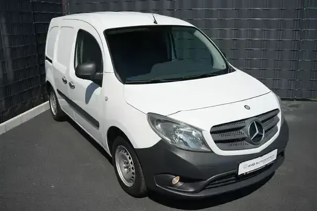 Gebraucht Mercedes Citan 109 90 PS (66 kW) 2013 Weiß Van / Kleinbus