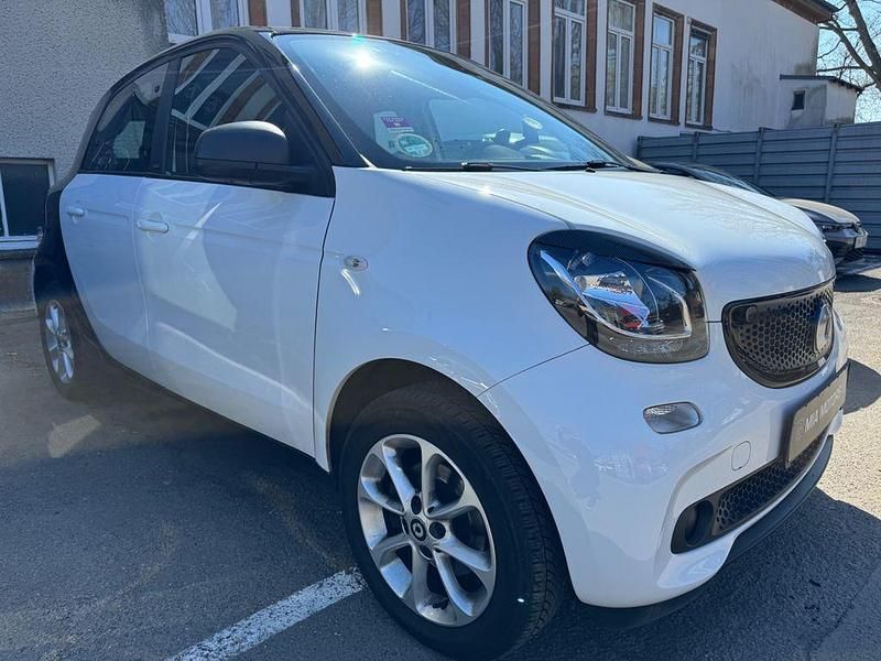 Second-hand Smart ForFour Basis 71 CP (52 kW) 2017 Alb Hatchback