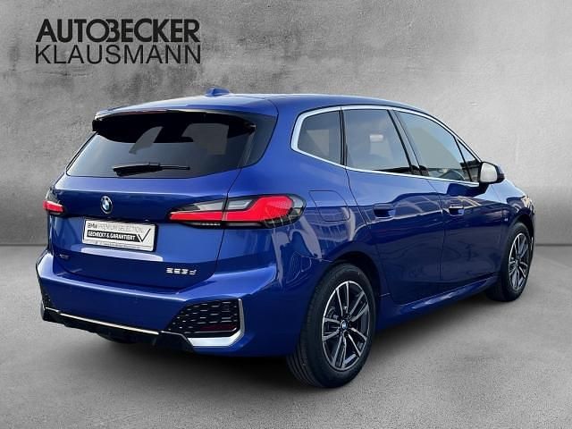 Gebraucht BMW 223 Active Tourer Efficient Dynamics 211 PS (155 kW) 2024 Blau Van / Kleinbus