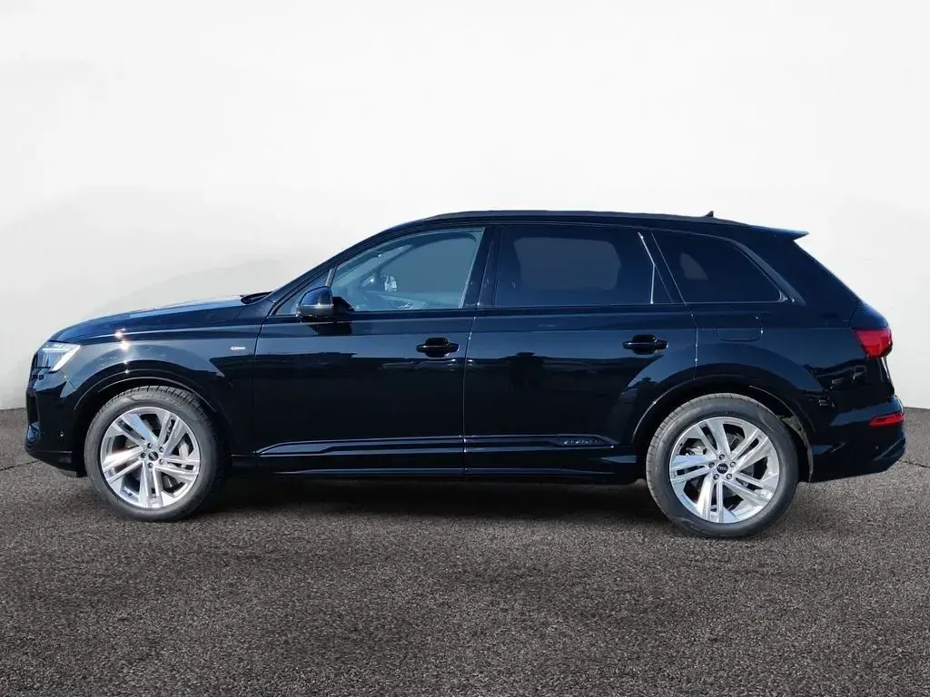 Gebraucht Audi Q7 S-Line 394 PS (289 kW) 2025 Mythosschwarz metallic SUV