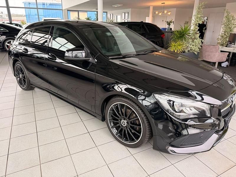 Gebraucht Mercedes CLA200 Shooting Brake AMG line 156 PS (114 kW) 2017 Schwarz Kombi