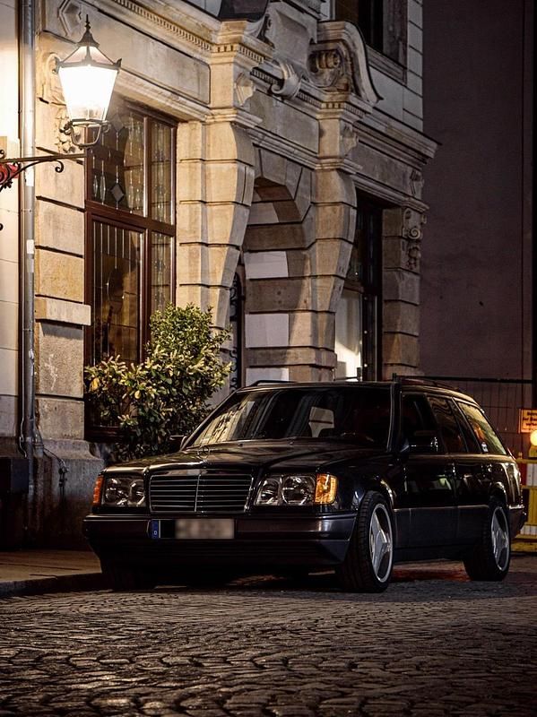 Gebraucht Mercedes E320 220 PS (161 kW) 1994 Kombi