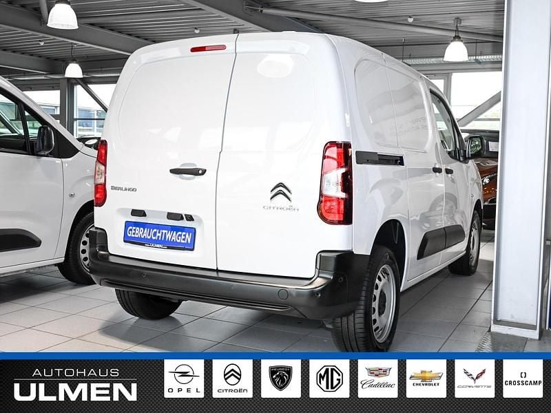 Second-hand Citroën Berlingo 131 CP (96 kW) 2023 Alb Monovolum