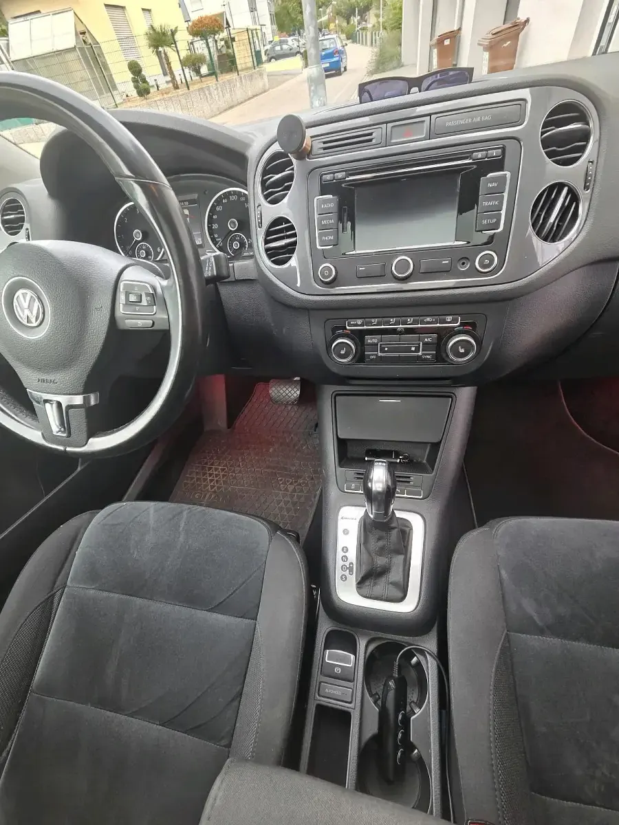 Gebraucht VW Tiguan 180 PS (132 kW) 2013 Schwarz SUV