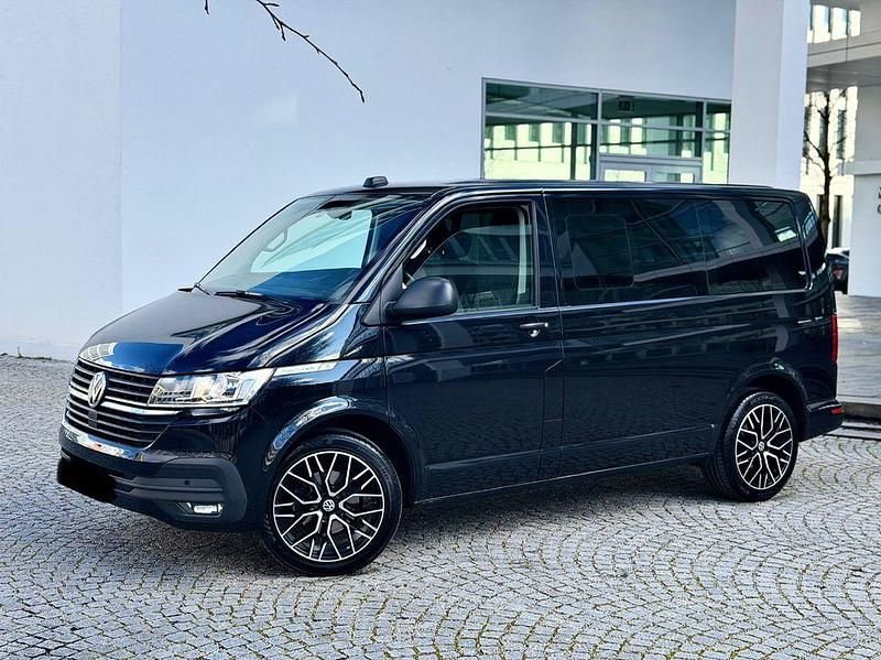 Gebraucht VW Multivan Trendline 150 PS (110 kW) 2021 Schwarz Van