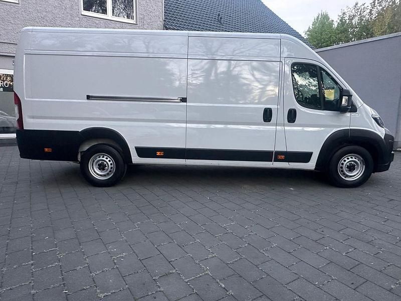Gebraucht Citroën Jumper 179 PS (131 kW) 2025 Weiß Van / Kleinbus