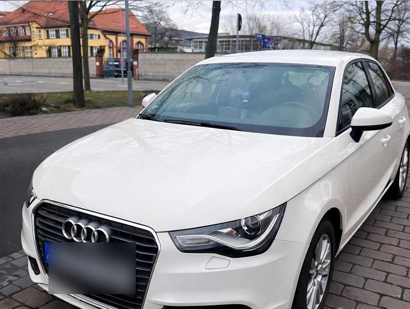 Gebraucht Audi A1 Sportback Design 86 PS (63 kW) 2015 Kleinwagen
