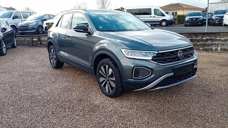 Gebraucht VW T-Roc Goal 150 PS (110 kW) 2025 Grau SUV