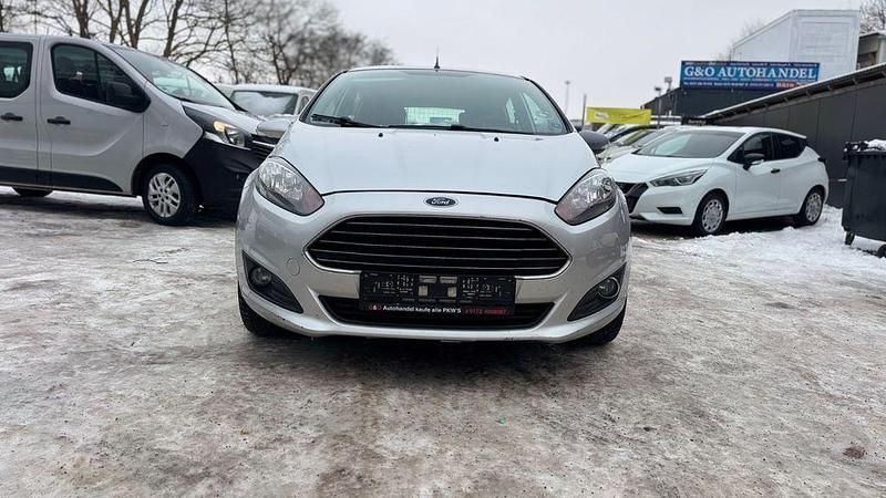 Gebraucht Ford Fiesta SYNC Edition 95 PS (69 kW) 2013 Grau Kleinwagen