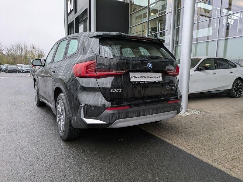Gebraucht BMW iX1 Performance 230 kW (313 PS) 2023 Schwarz uni SUV