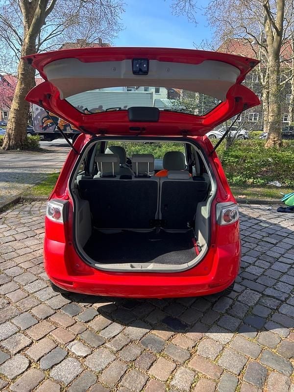 Second-hand Mazda 2 75 CP (55 kW) 2006 Roșu Hatchback