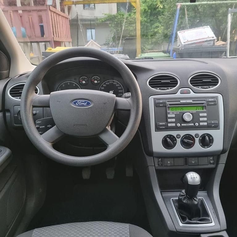 Gebraucht Ford Focus 101 PS (74 kW) 2005 Grau Limousine