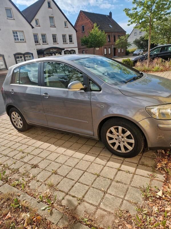 Grau Gebraucht 2005 VW Golf Plus Cross Van / Kleinbus | 1.999 € (Guter Preis) - Bild 1/4