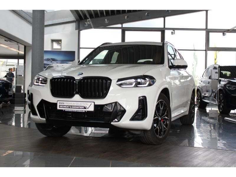 Alpinweiss iii Gebraucht 2024 BMW X3 M Sport SUV | 47.777 € - Bild 1/4