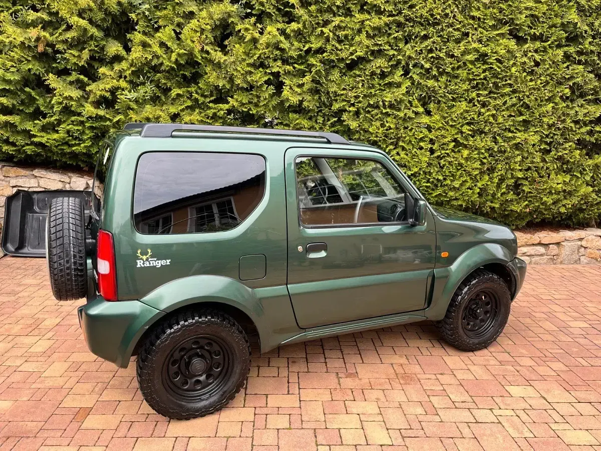 Gebraucht Suzuki Jimny Ranger 86 PS (63 kW) 2010 Grün SUV