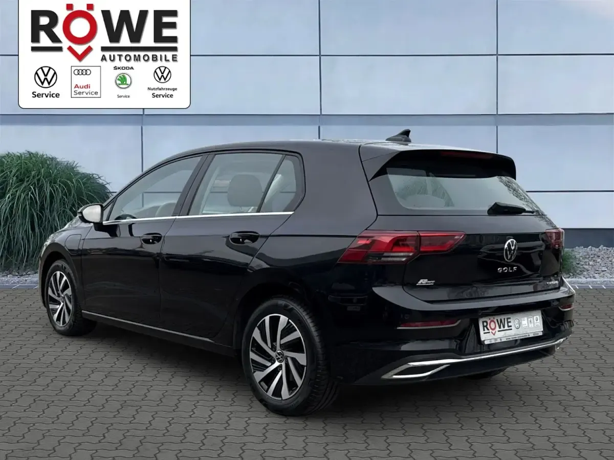 Gebraucht VW Golf VIII Style 204 PS (150 kW) 2021 Kleinwagen
